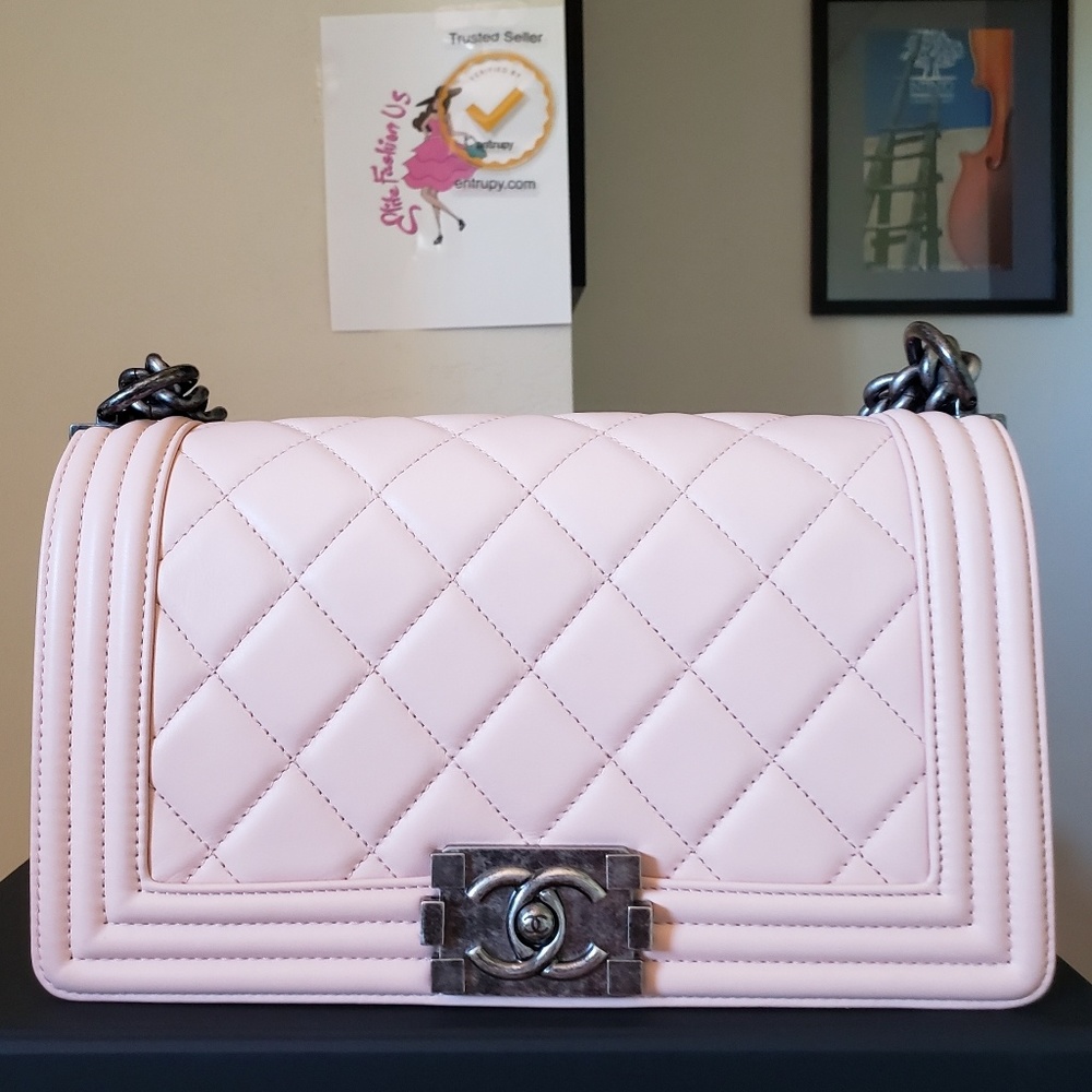 Chanel boy pink Lambskin medium bag - Picture 8 of 8